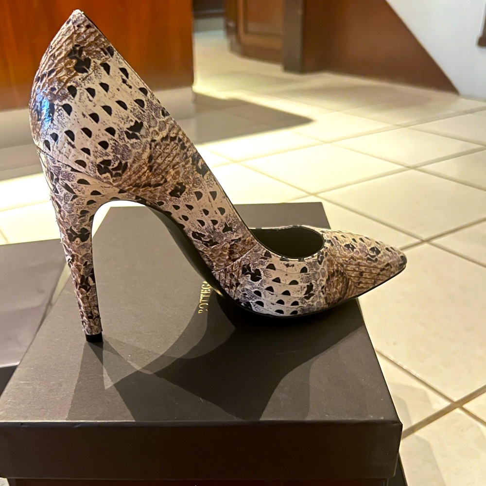 NEW Bottega Veneta Pumps